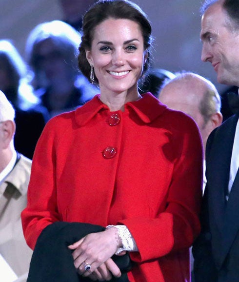 Kate Middleton luce una chaqueta de Zara y en 48 horas se agota