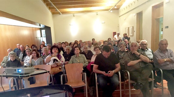 Javier Sánchez presenta en Fontiveros su último estudio sobre el Convento de Nuestra Señora de Cardillejo de Franciscanos Descalzos