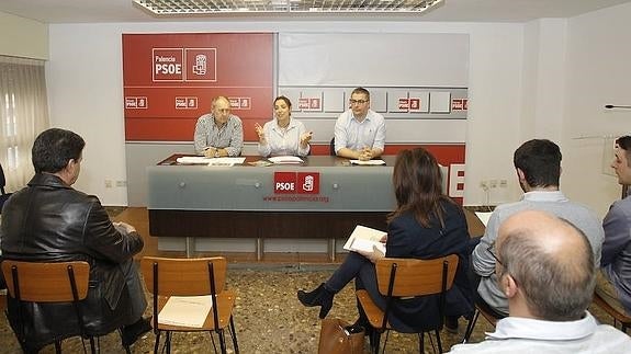 El PSOE de Palencia apuesta por una campaña austera de cara a las elecciones del 26J