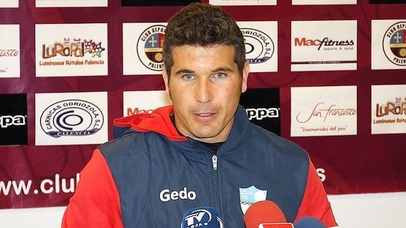 «Si el Deportivo Palencia plantea un partido duro, se dejará la piel en nuestro césped artificial»