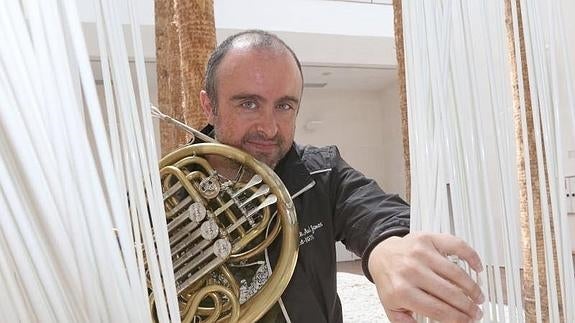 La presión de ser solista en casa