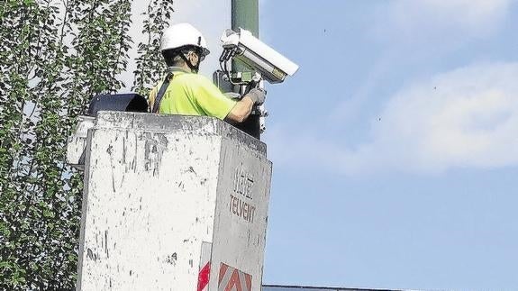 El radar de la Avenida de Zamora ya multa hoy