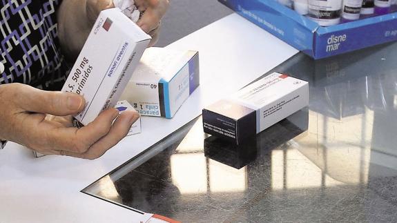 Los segovianos son los que menos gastan por cada receta en la región