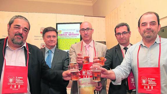 San Cristóbal de Segovia combate el calor con cerveza artesana