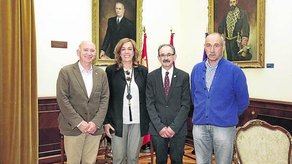 La Diputación estudia instalar parques para mayores en Villanueva y Villacuende