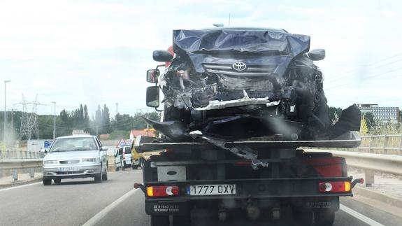 Una avispa provoca un accidente con cuatro heridos en Palencia