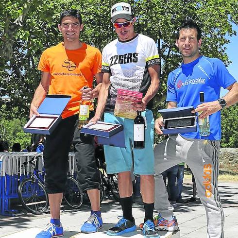 Diego Paredes impone su ley en el II Half Ironman Ciudad de Salamanca