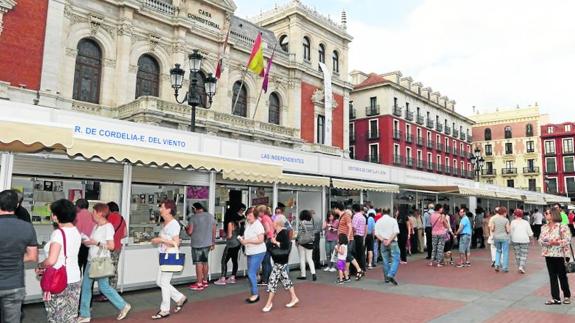 Libreros y editores respaldan el positivo balance oficial de la Feria del Libro