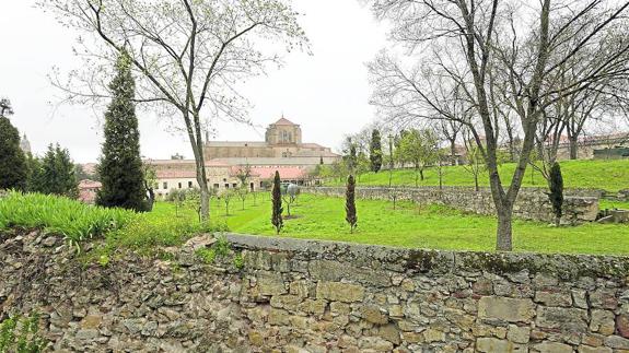 El Consistorio concede la licencia ambiental para la piscina de Dominicos