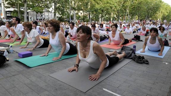 Valladolid celebró ayer el Día Internacional del Yoga