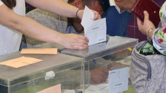 La participación se desploma con respecto al 20-D