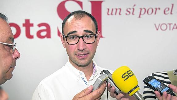 Serrada mantiene su escaño y sitúa al PSOE como «única alternativa» al PP