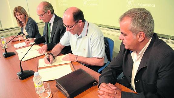 La Diputación aumenta el importe de su convenio con Proyecto Hombre