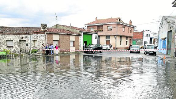 El Ayuntamiento licita las obras de saneamiento de la carretera del Henar