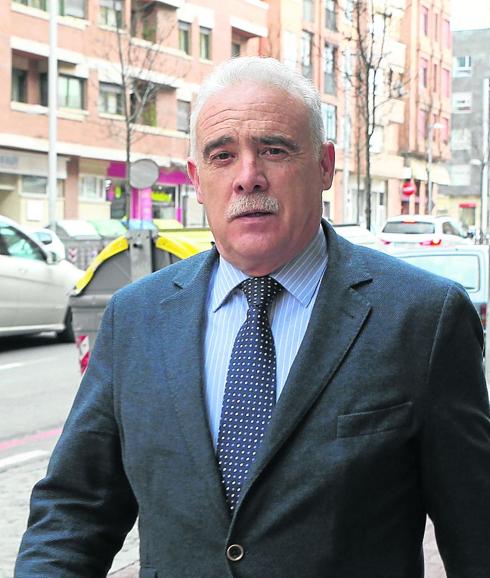 Sobrecarga de trabajo, fallos informáticos y jubilaciones preocupan a los médicos