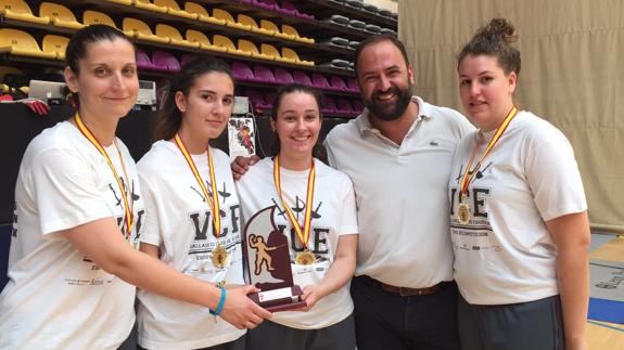 El CVE revalida su título nacional por equipos