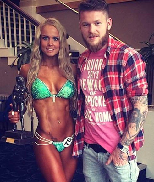 Gunnarson, el capitán de Islandia, conocido por ser el novio de Kris J