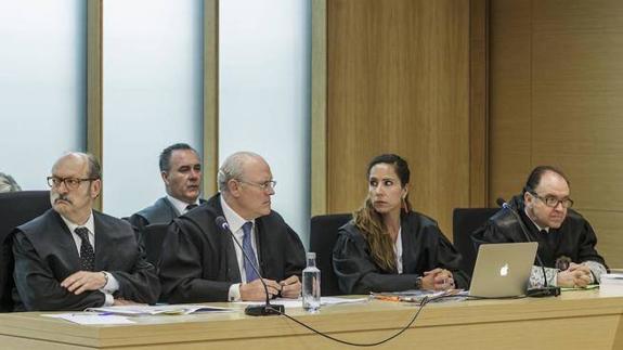 Los defensas piden la reducción de 22 a 8 años de prisión para Montserrat