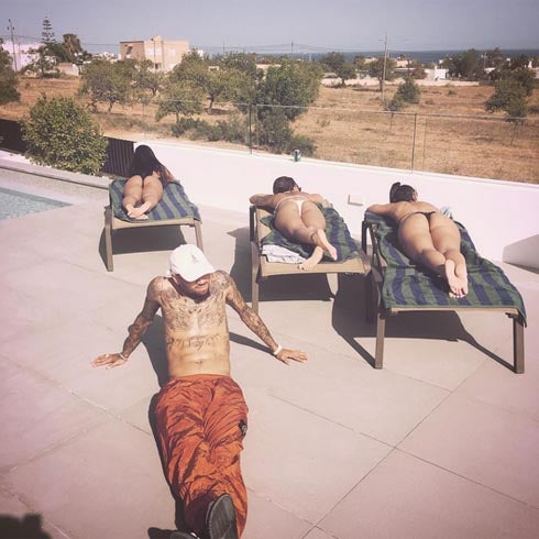 Chris Brown destroza una casa de lujo en Ibiza