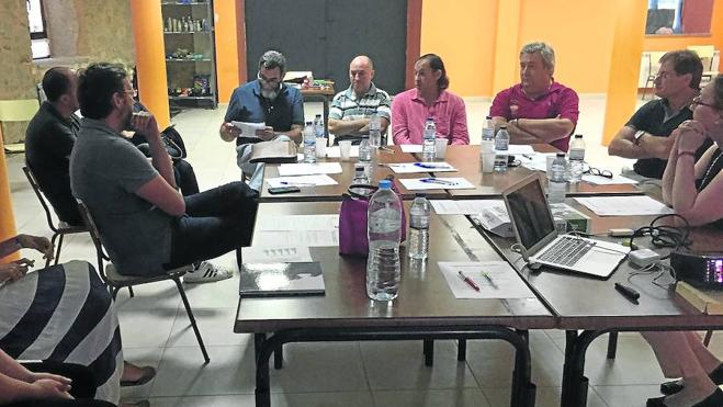 Los grupos de acción local se reúnen con los empresarios para su internacionalización