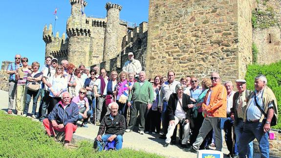Los cooperativistas de San Millán van de excursión a Ponferrada