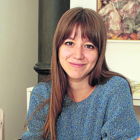 «Me introduje en el mundo de la poesía en soledad y en secreto»