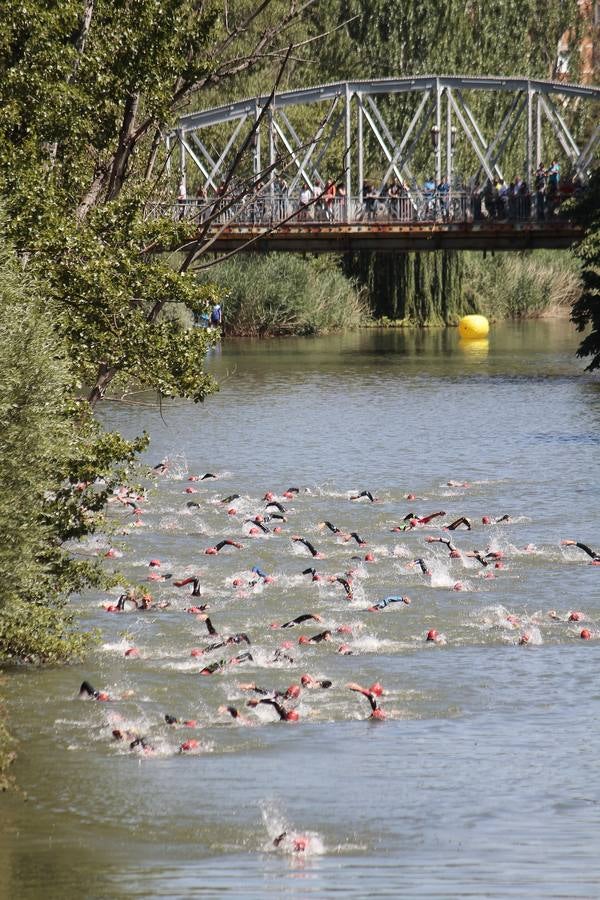 Alberto Ferreras gana el VI Triatlón Ciudad de Palencia