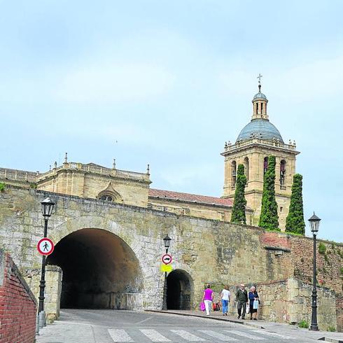 Almeida abre su candidatura a Patrimonio a Ciudad Rodrigo