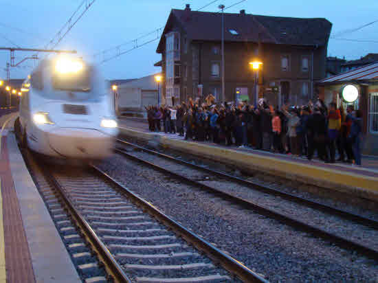 Las obras provocan cortes en el tráfico ferroviario entre Palencia y Santander del 8 al 21 de agosto