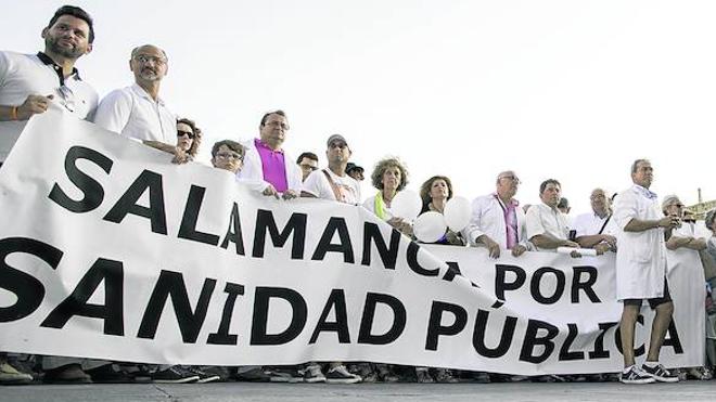 Sanidad confía en reducir en un tercio la lista de espera del hospital en un plazo de tres años