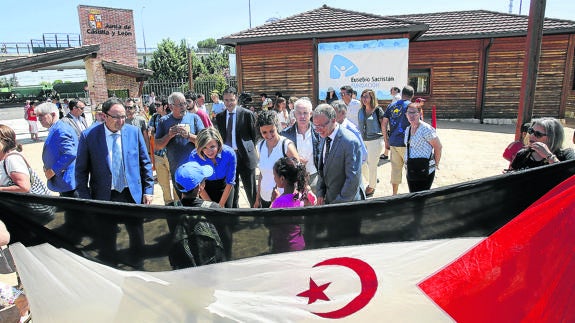 Palencia recibe a los saharuis de la región