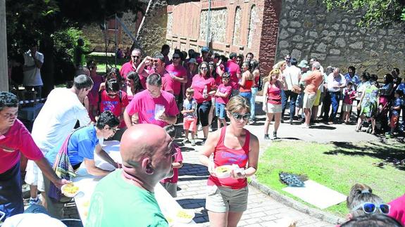 Paella y Gran Prix para el domingo festivo en Candelario