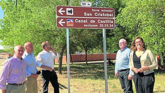 Concluye la instalación de 400 señales que indican 100 recursos turísticos de Palencia