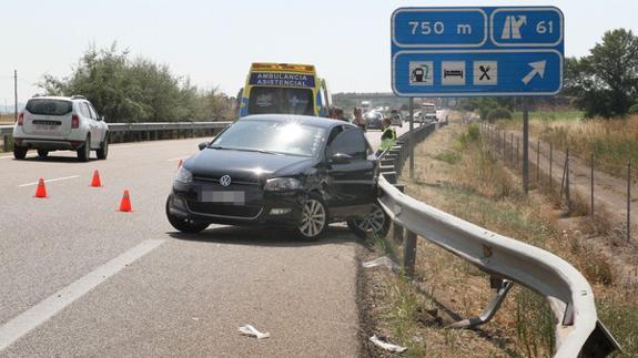 Un accidente causa tres kilómetros de retención en la A-62 en Quintana del Puente