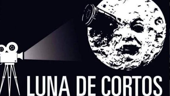 El corto y la Luna