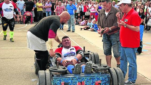 Peso y destreza en la Liga Nacional de Fuerza celebrada en Velilla del Río Carrión