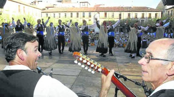 Grupos de Cantabria y Toledo se sumarán a las celebraciones del Concejo Folk