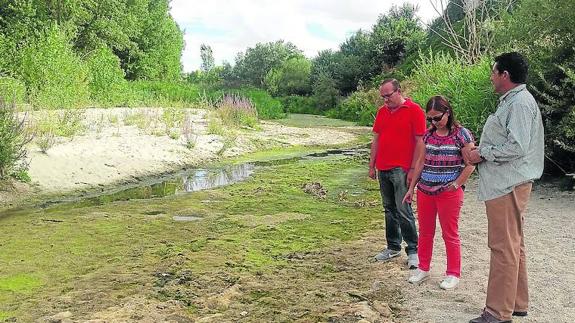 Una nueva sequía del Cega lleva a sus pueblos a exigir la regulación de su cauce