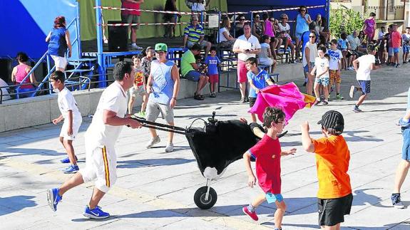 Animada tarde taurina para el disfrute de grandes y pequeños