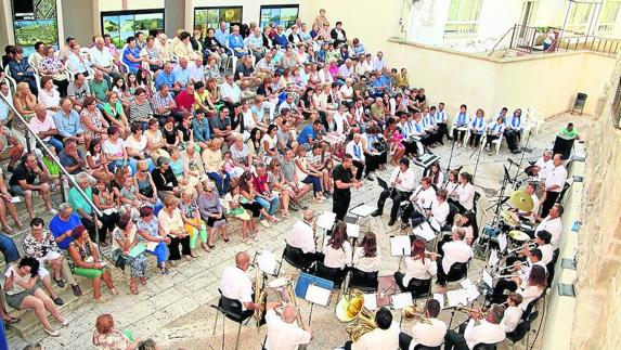 El Museo del Cerrato de Baltanás vibra con boleros y pasodobles