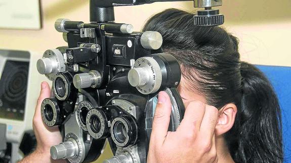 Los optometristas recomiendan cuidar la higiene visual para evitar la fatiga