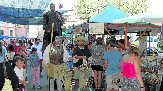 La III Feria Castellana de Cantalapiedra brilla por el encanto de la artesanía