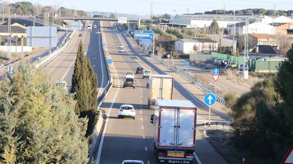 Detienen a un conductor ebrio tras circular 50 kilómetros en sentido contrario por la A-601