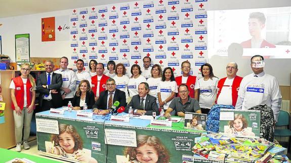 Cruz Roja y Carrefour atenderán a 21.500 niños a través de su campaña Vuelta al Cole Solidaria