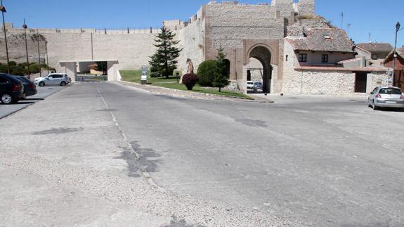 Más de treinta empresas cncursan para hacer las obras de la calle Palacio en Cuéllar