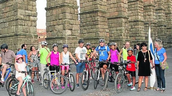 Bicicla reivindica la bici en el día de la Solidaridad de las Ciudades Patrimonio