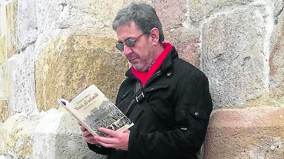 El escritor Gregorio G. Olmos inaugura el curso del club de lectura