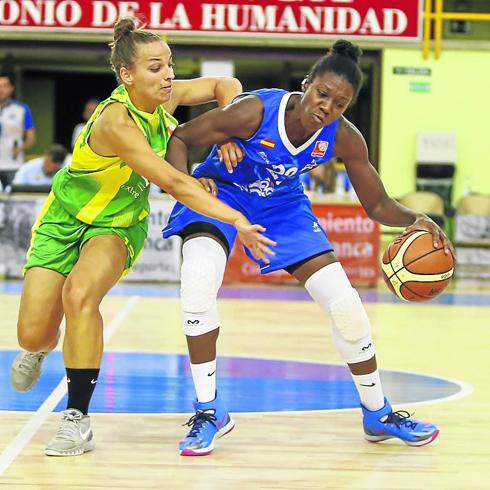 Estreno de Avenida con algunos destellos