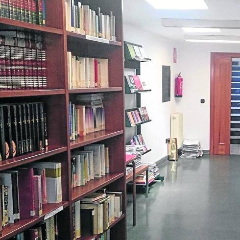 El Ayuntamiento de Alba de Tormes acomete la remodelación de la biblioteca municipal
