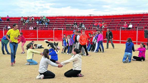 Astudillo despide las fiestas con mascotas